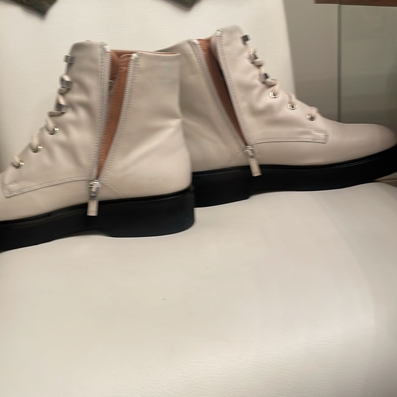 Aquatalia boots - Picture 3 of 5